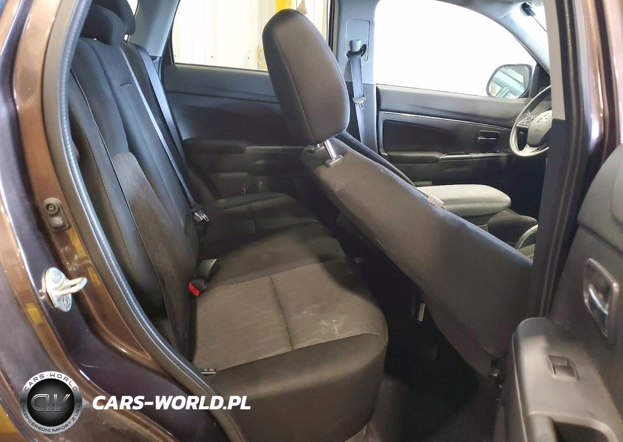 2020 Mitsubishi Outlander Sport Es VIN:JA4AP3AUXLU021531 - 11