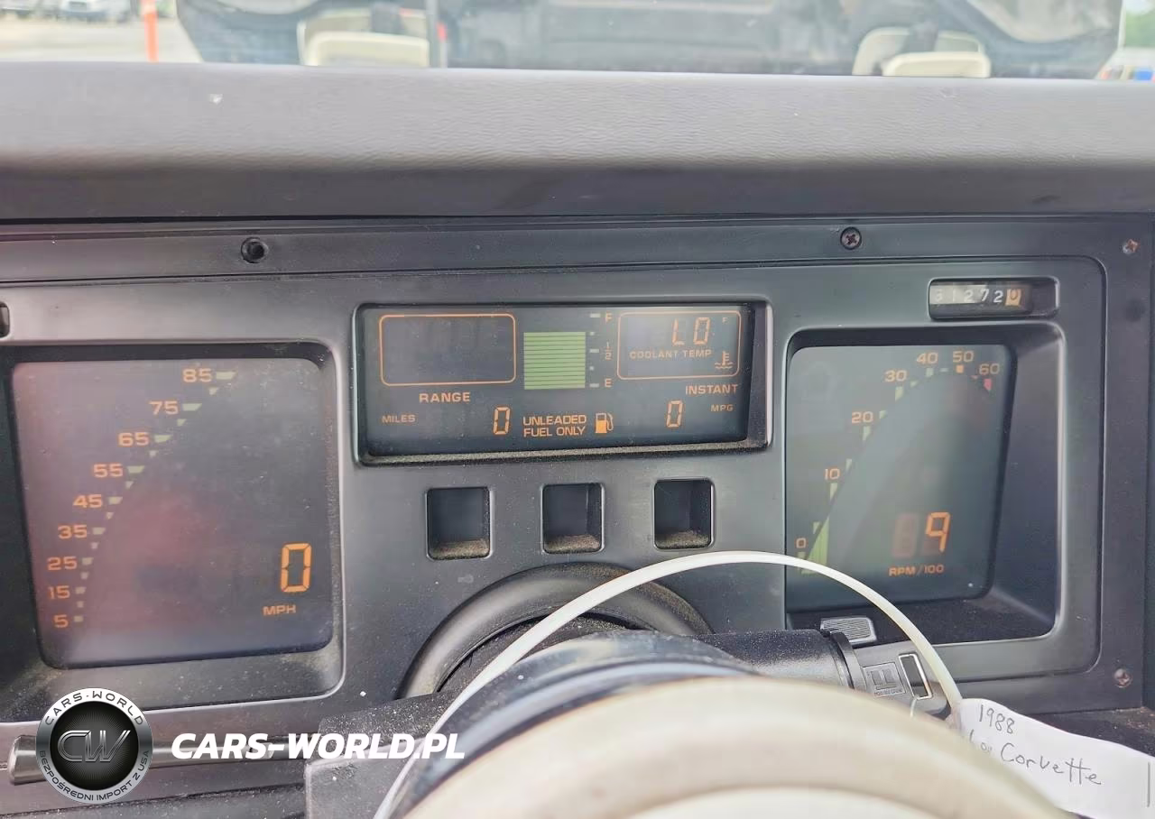 1988 Chevrolet Corvette VIN:1G1YY2185J5117260 - 9