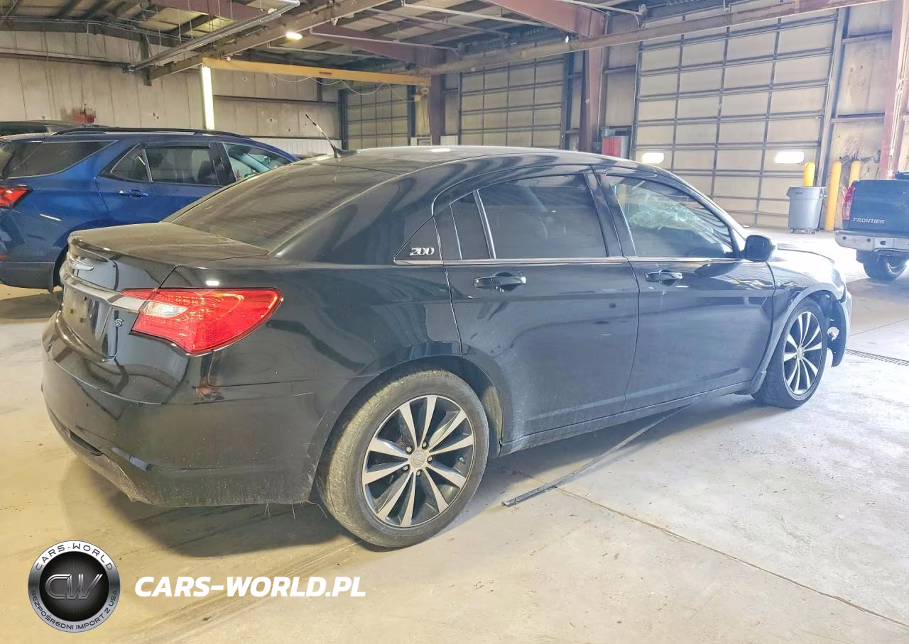 2012 Chrysler 200 S VIN:1C3CCBHG0CN200390 - 3
