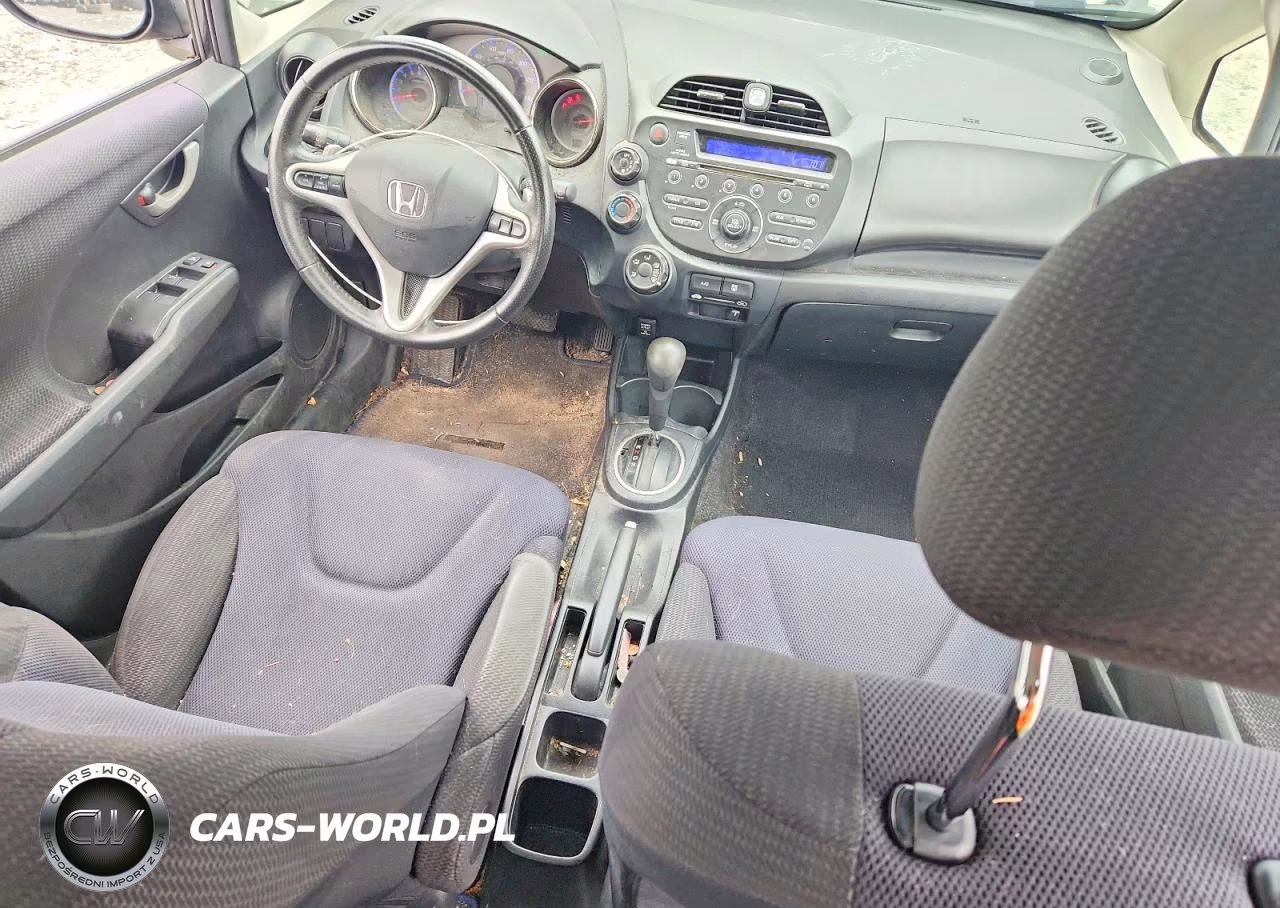 2013 Honda Fit Sport VIN:JHMGE8H55DC047896 - 8