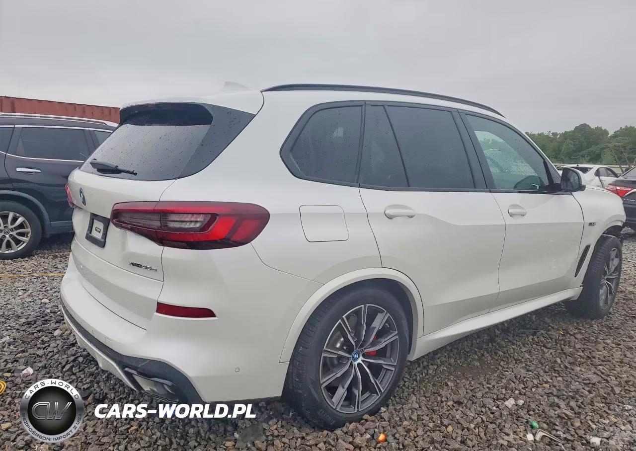 2023 BMW X5 xDrive45E VIN:5UXTA6C08P9R07382 - 3