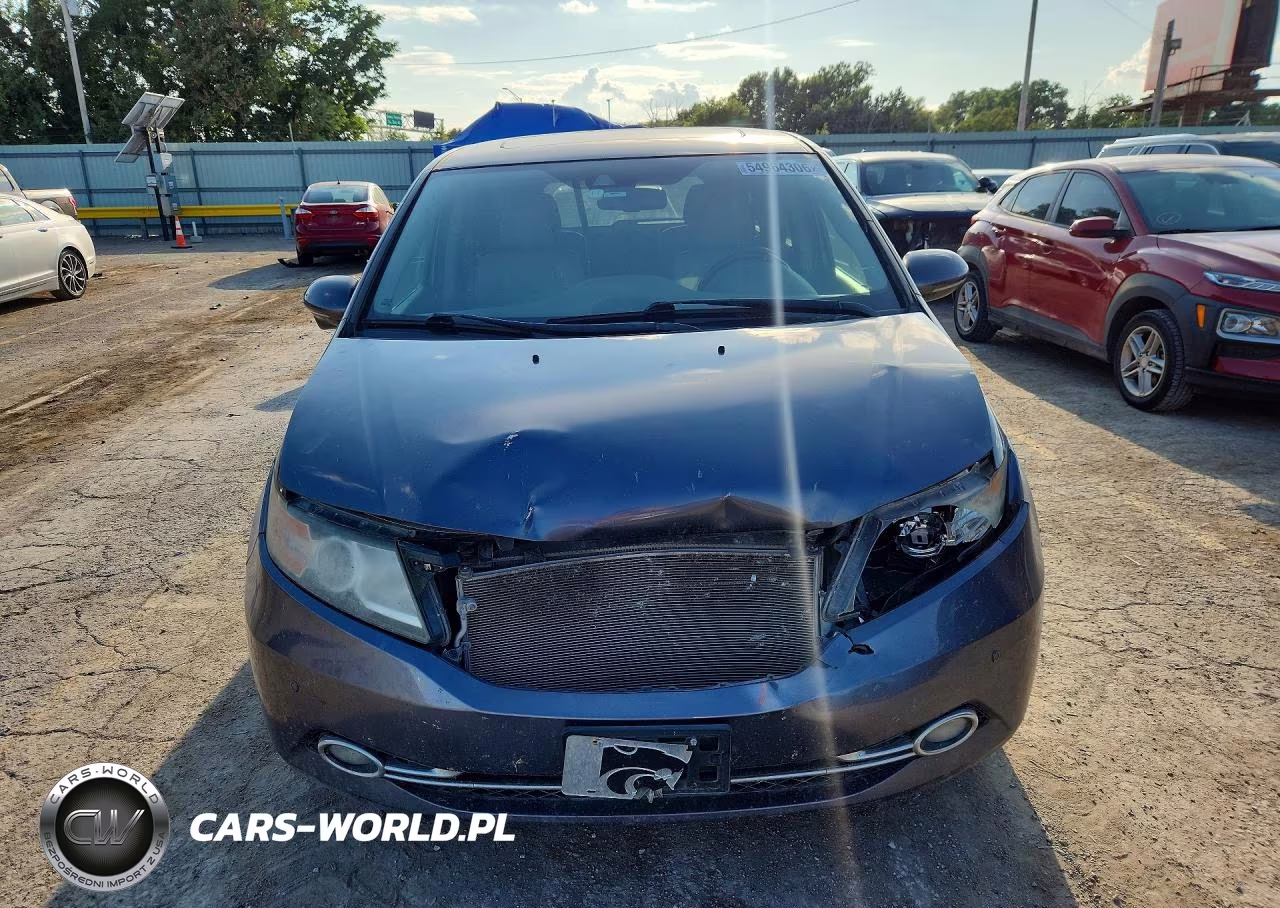 2016 Honda Odyssey Touring VIN:5FNRL5H95GB083323 - 5