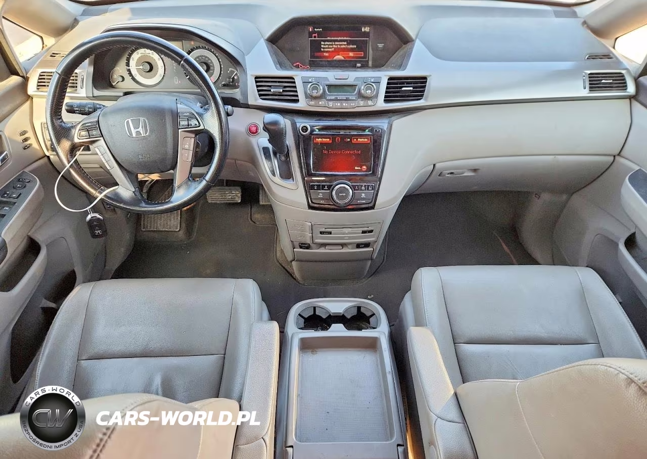 2016 Honda Odyssey Touring VIN:5FNRL5H95GB083323 - 8