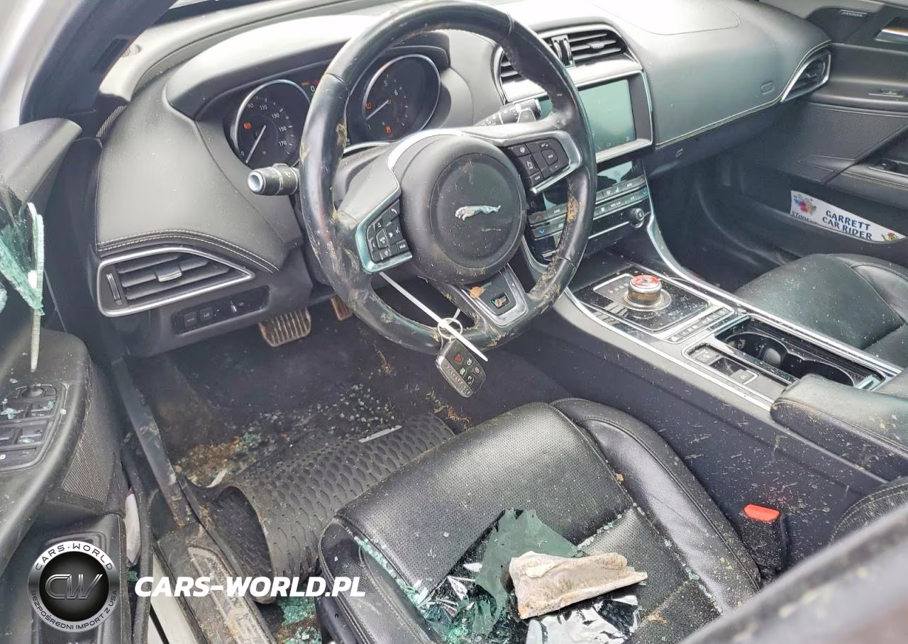 2019 Jaguar Xe S VIN:SAJAG4FV8KCP45026 - 8