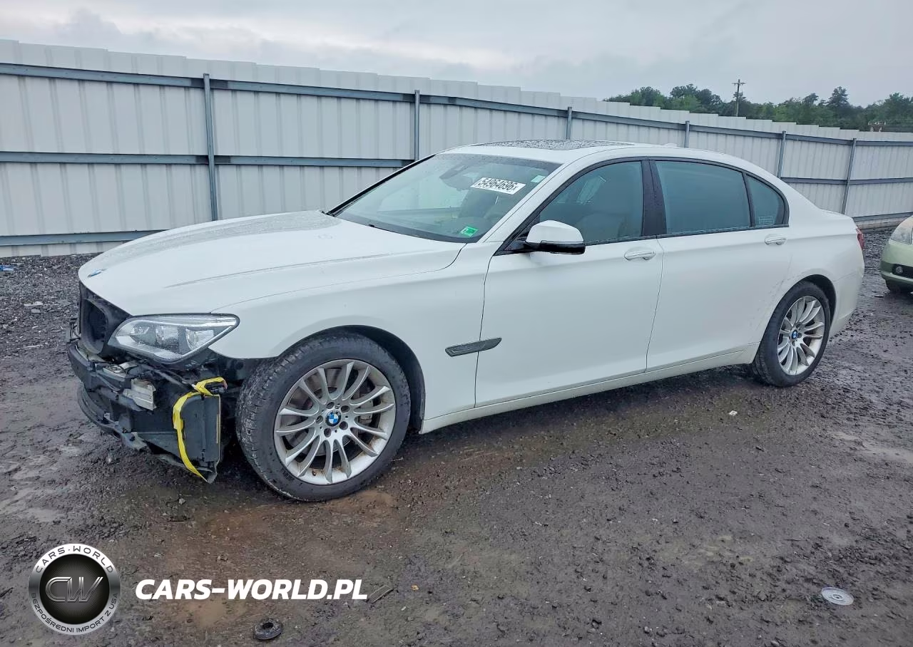 2015 BMW 750 Lxi