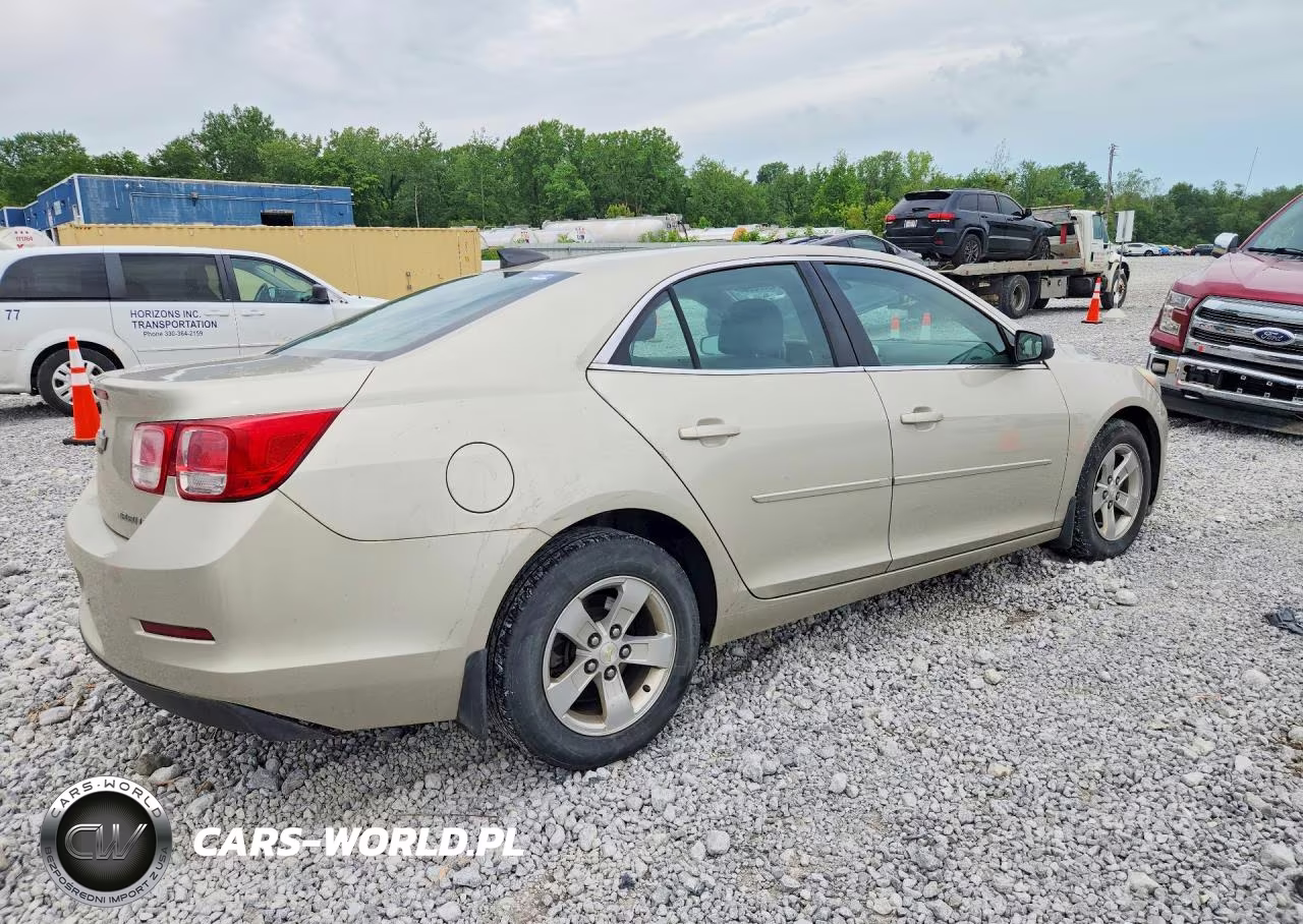 2015 Chevrolet Malibu Ls VIN:1G11B5SL1FF180980 - 3