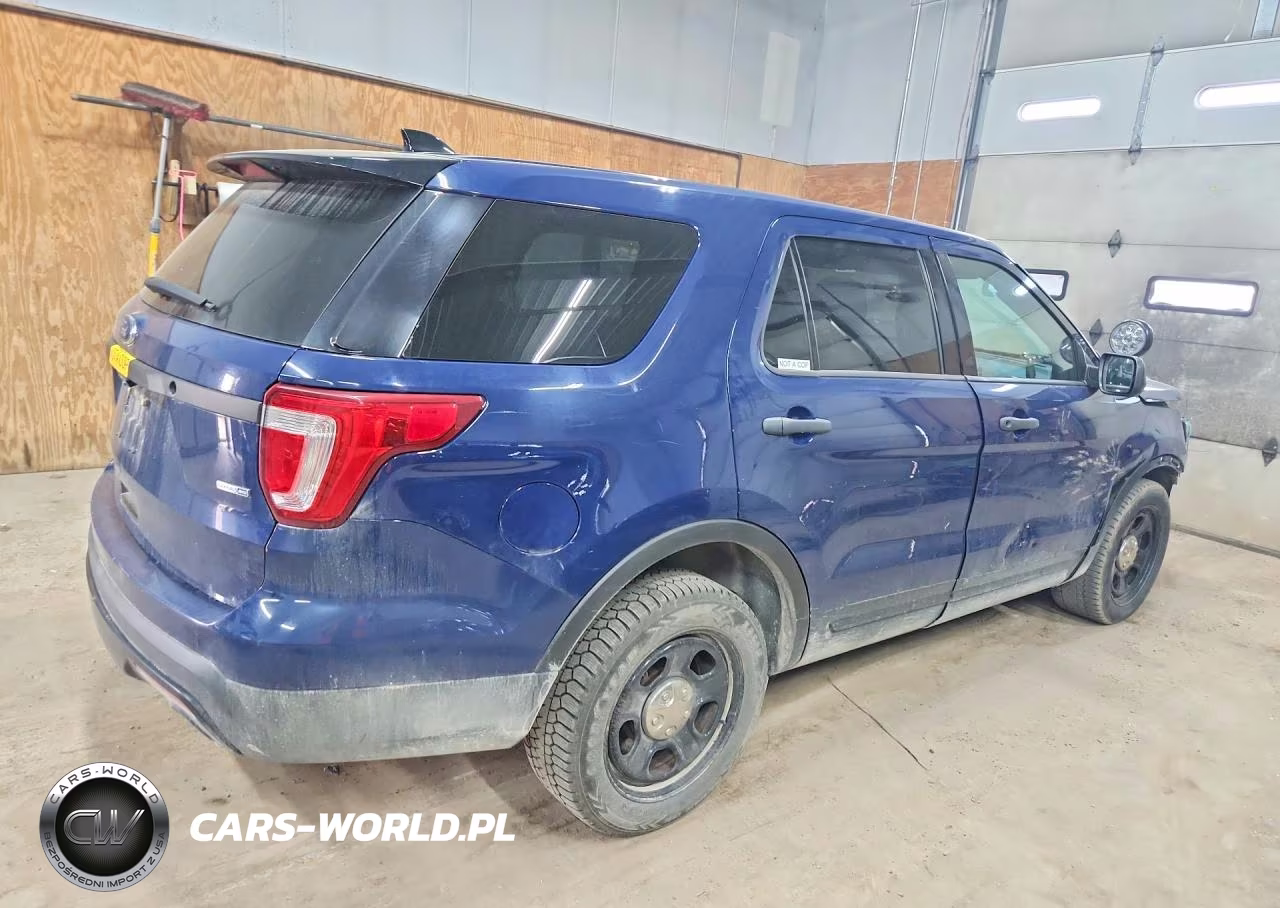 2017 Ford Explorer Police Interceptor VIN:1FM5K8AR8HGC57353 - 3