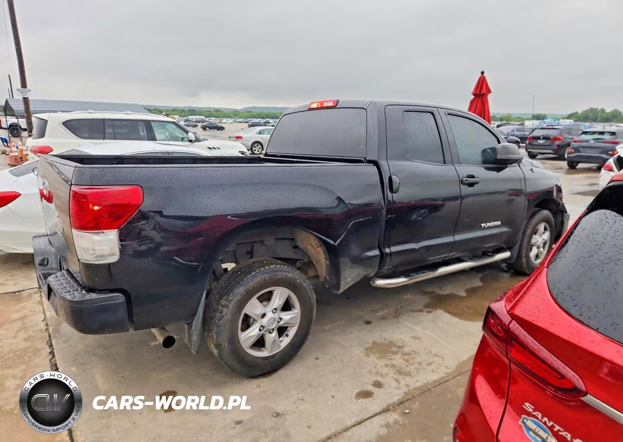 2012 Toyota Tundra VIN:5TFRM5F17CX046686 - 3