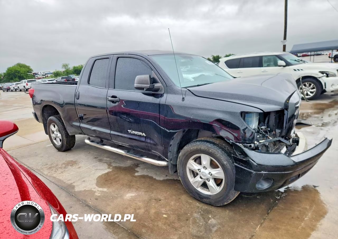 2012 Toyota Tundra VIN:5TFRM5F17CX046686 - 4