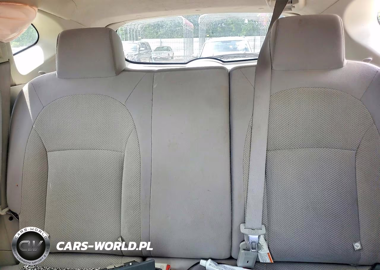 2015 Nissan Rogue Select S VIN:JN8AS5MT5FW152804 - 10
