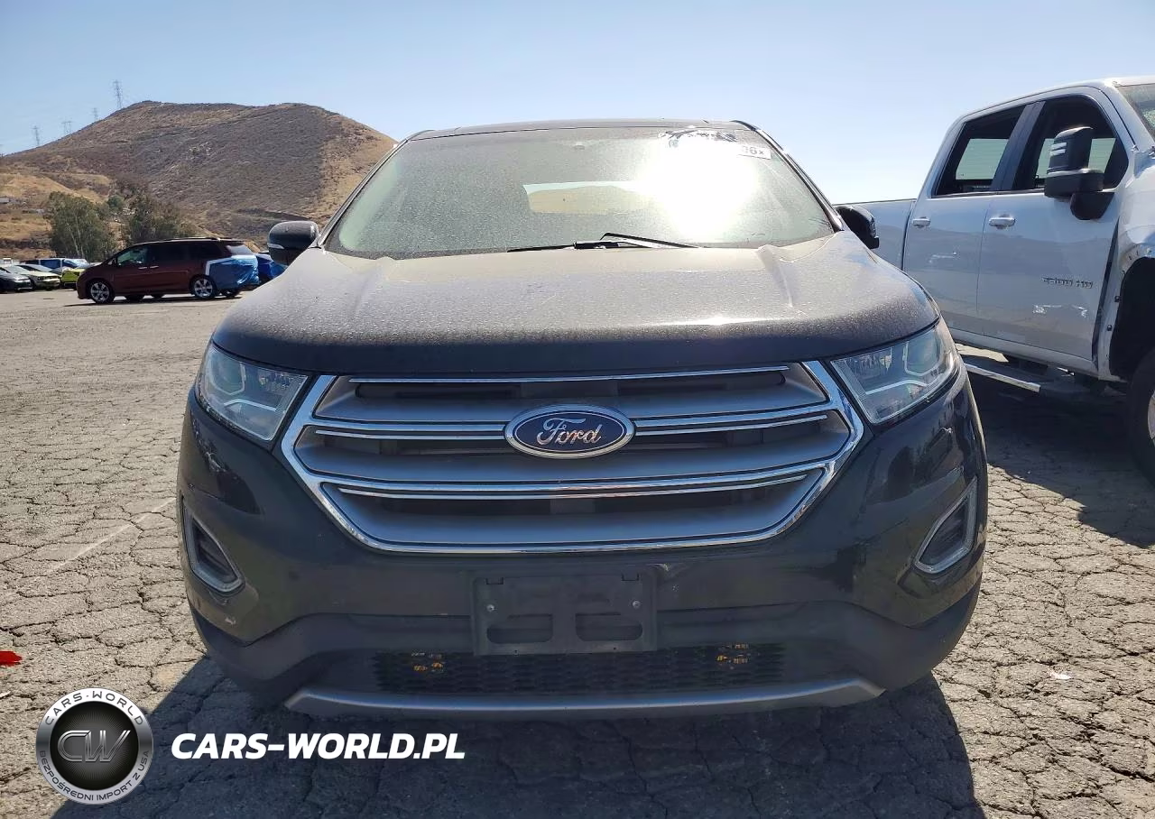2018 Ford Edge Titanium VIN:2FMPK4K83JBC32915 - 5