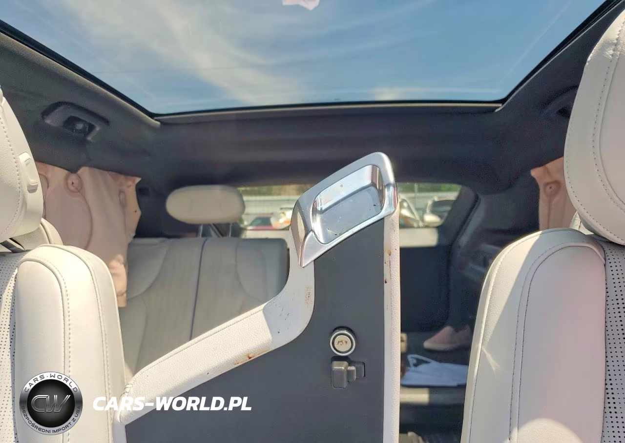 2024 Cadillac Lyriq Luxury VIN:1GYKPPRL9RZ108159 - 10