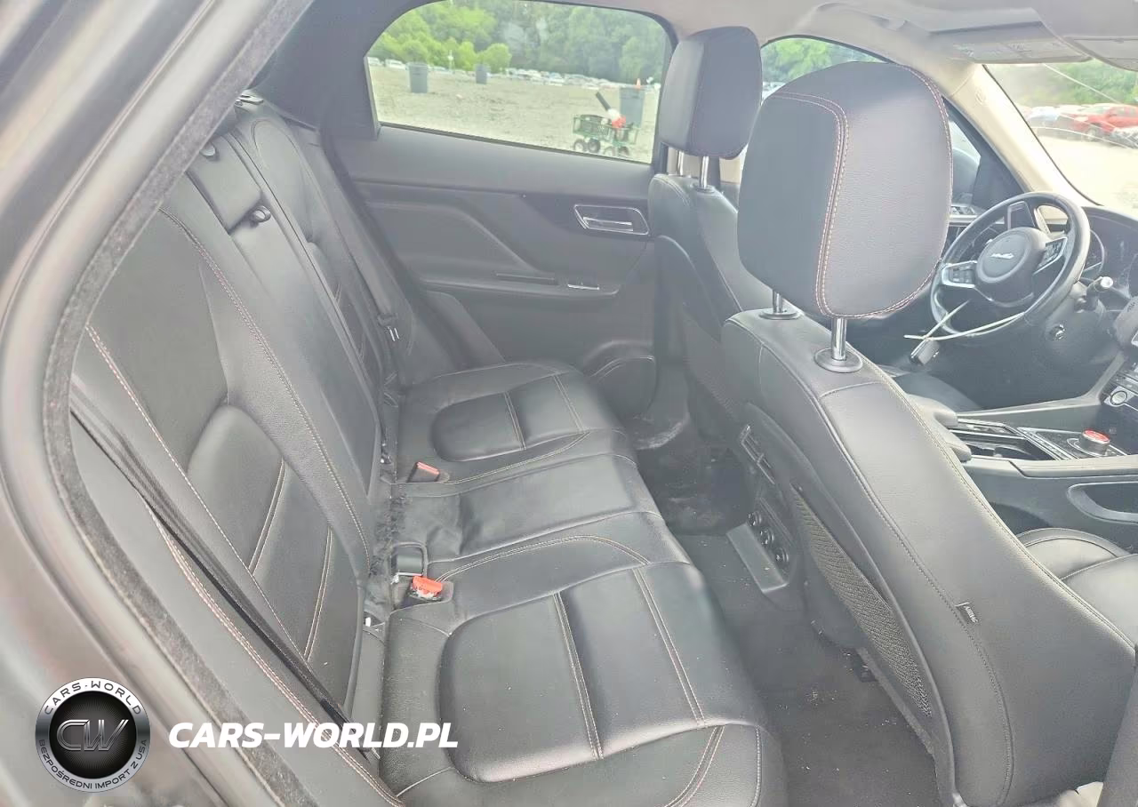 2019 Jaguar F-Pace Prestige VIN:SADCK2GX8KA393219 - 11