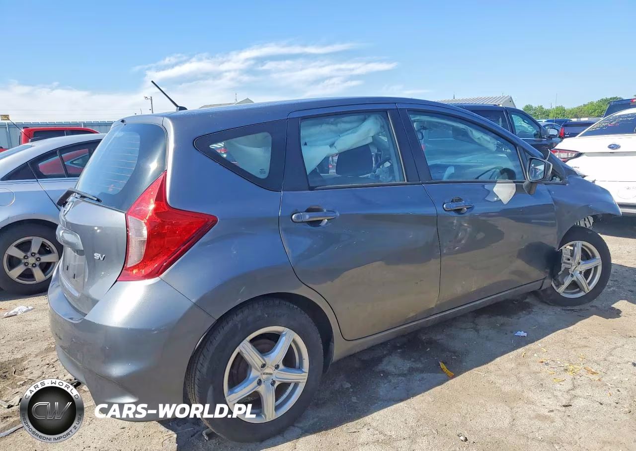 2019 Nissan Versa Note Sv VIN:3N1CE2CP9KL364185 - 3