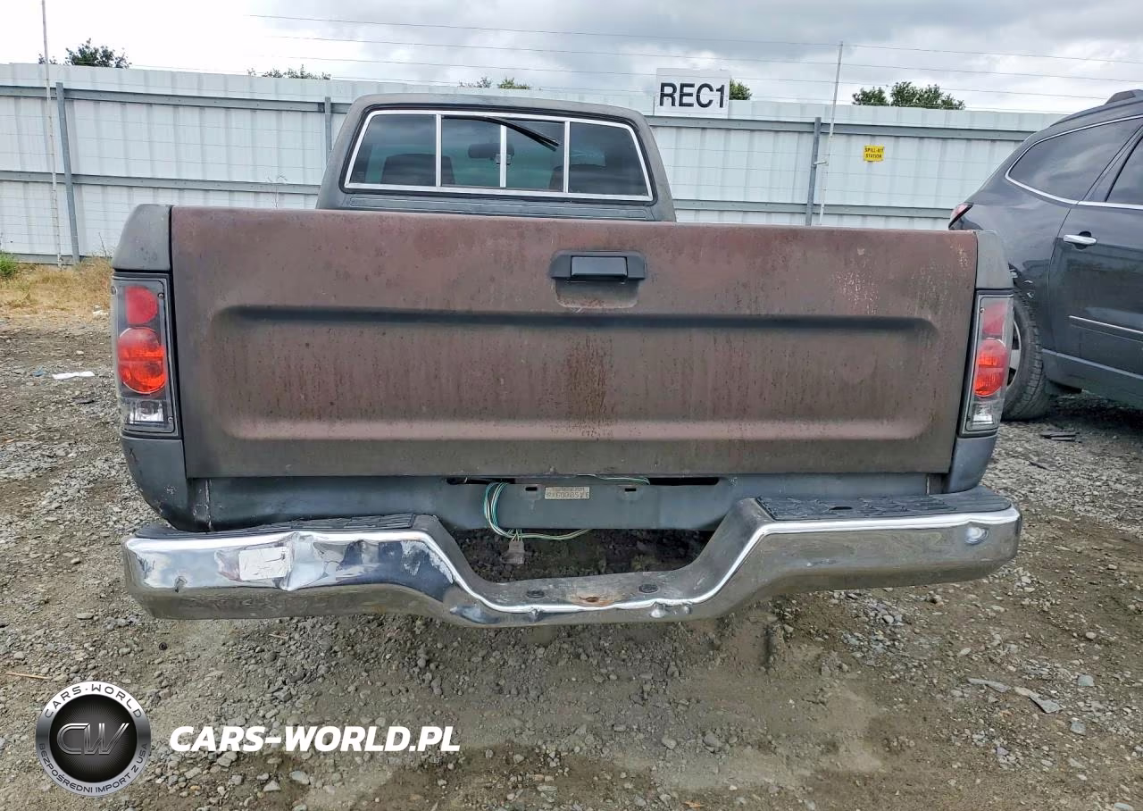 1992 Toyota Pickup Deluxe VIN:JT4RN82P4N5046720 - 6