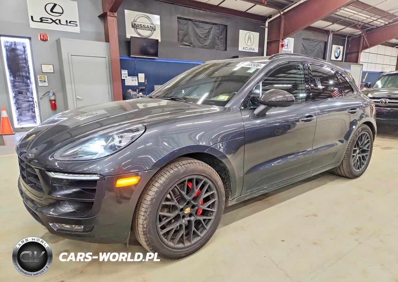 2017 Porsche Macan Gts