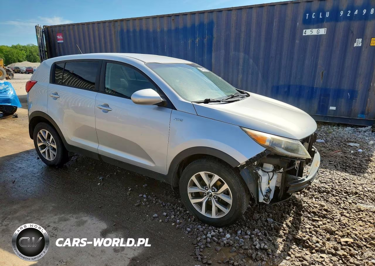 2014 Kia Sportage Lx VIN:KNDPBCAC8E7657324 - 4
