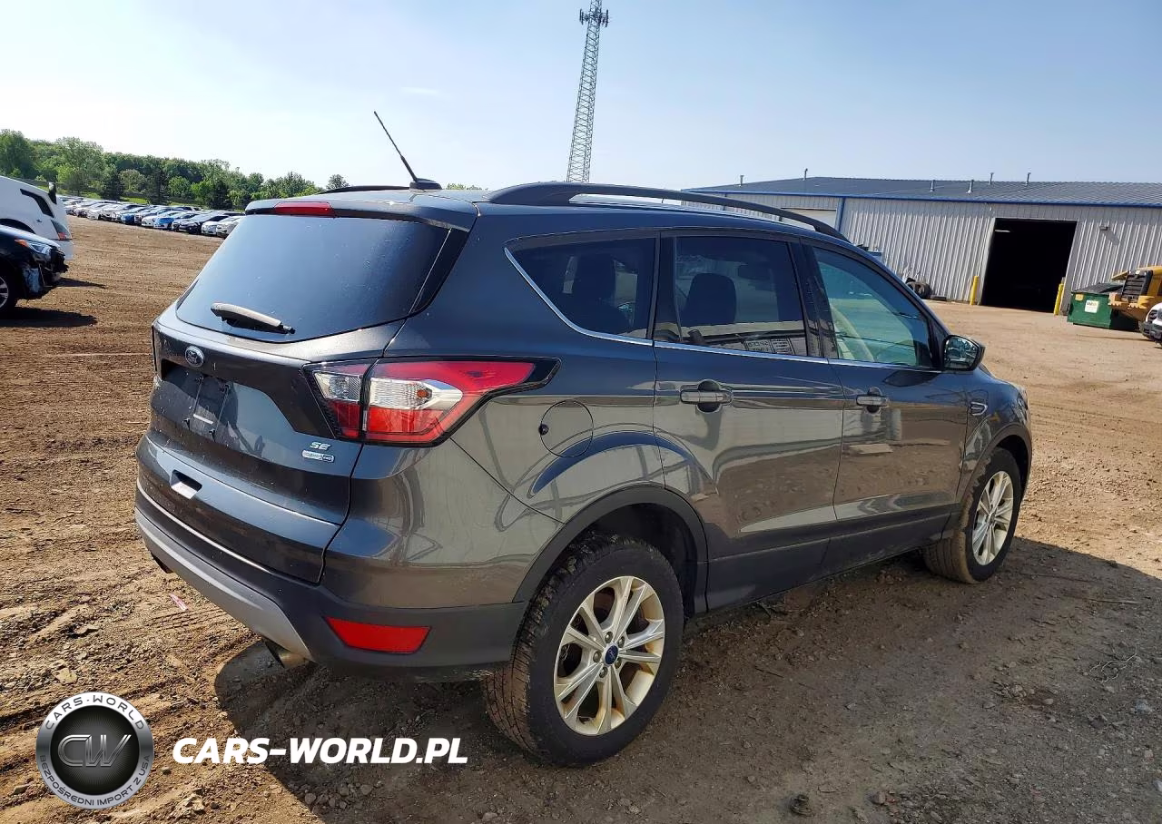 2018 Ford Escape Se VIN:1FMCU9GD3JUB76285 - 3
