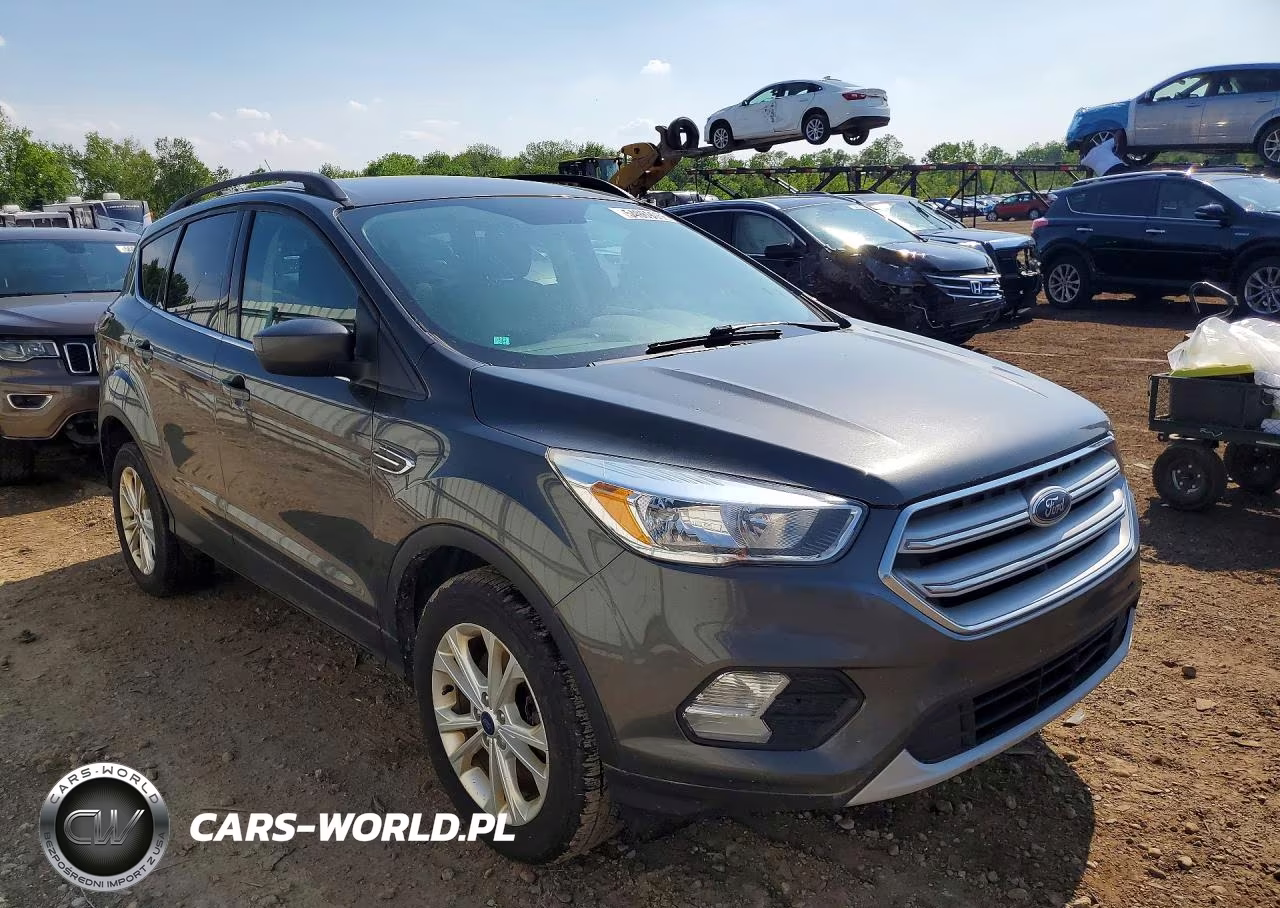 2018 Ford Escape Se VIN:1FMCU9GD3JUB76285 - 4