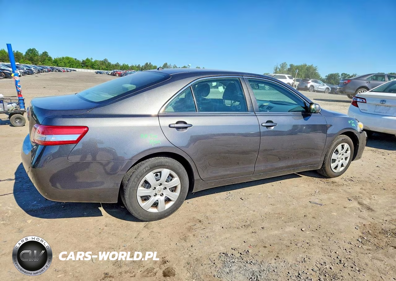2010 Toyota Camry Le VIN:4T1BF3EK6AU048515 - 3