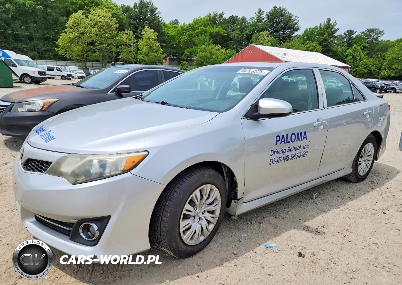 2014 Toyota Camry Se – zdjęcie 1 z 12
