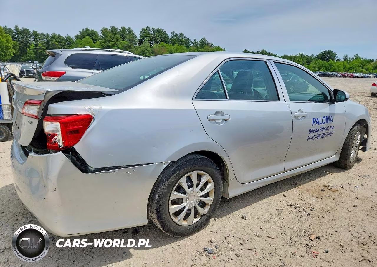 2014 Toyota Camry Se VIN:4T1BF1FK5EU790865 - 3