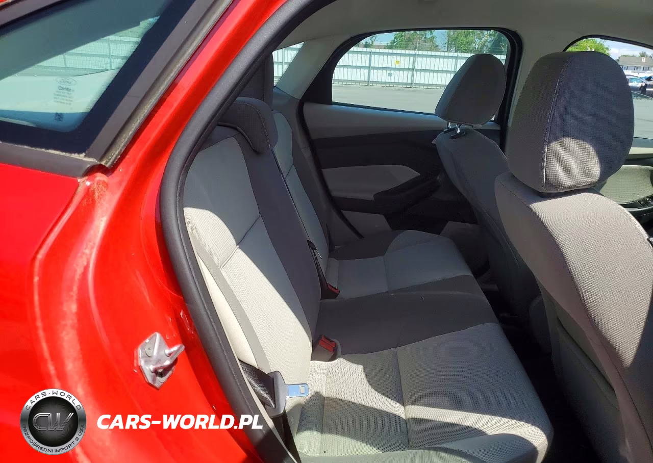2014 Ford Focus Se VIN:1FADP3F2XEL102540 - 10