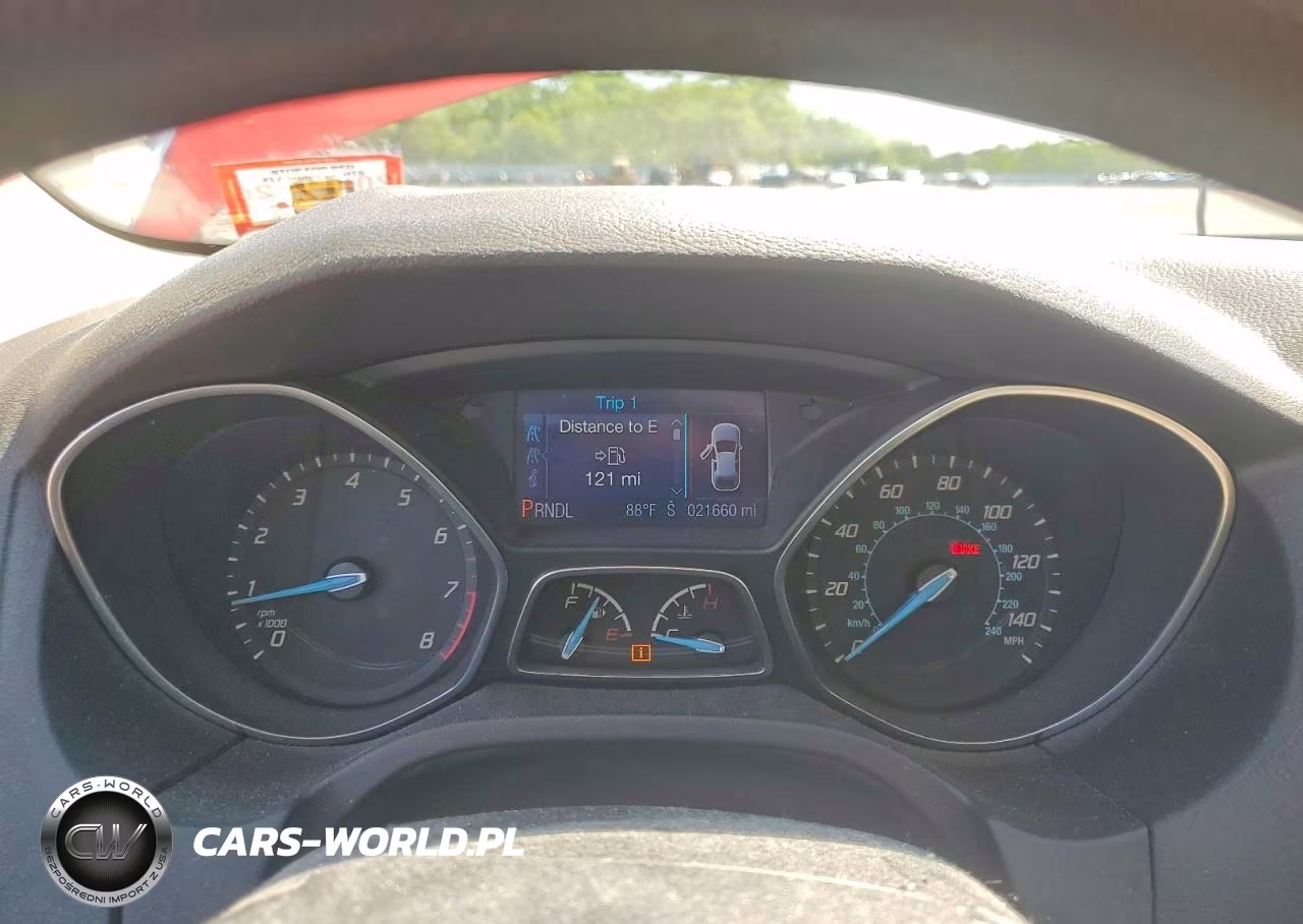 2014 Ford Focus Se VIN:1FADP3F2XEL102540 - 9