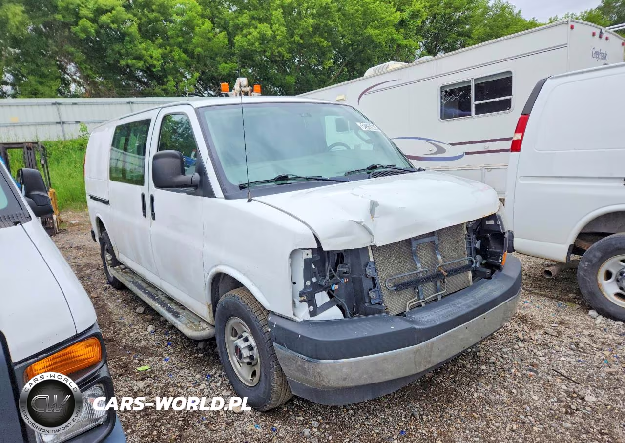 2017 GMC Savana G2500 VIN:1GTW7AFF7H1914341 - 4