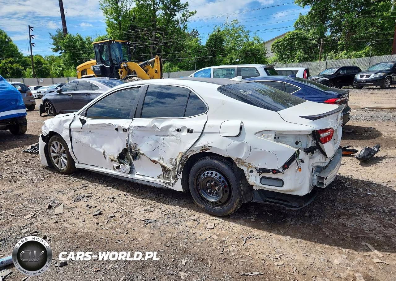 2019 Toyota Camry VIN:4T1B11HK1KU167590 - 2