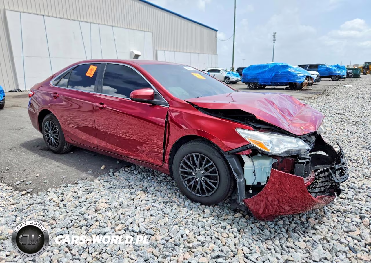 2016 Toyota Camry Le VIN:4T1BF1FK0GU511678 - 4
