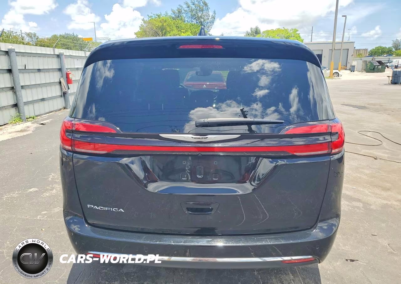 2025 Chrysler Pacifica Select VIN:2C4RC1BG3SR597927 - 6