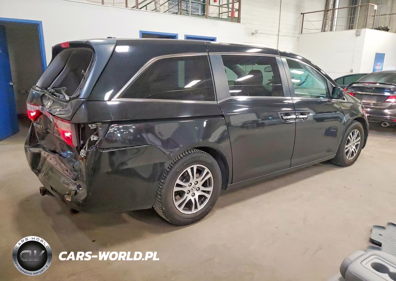 2013 Honda Odyssey Exl VIN:5FNRL5H68DB010240 - 3