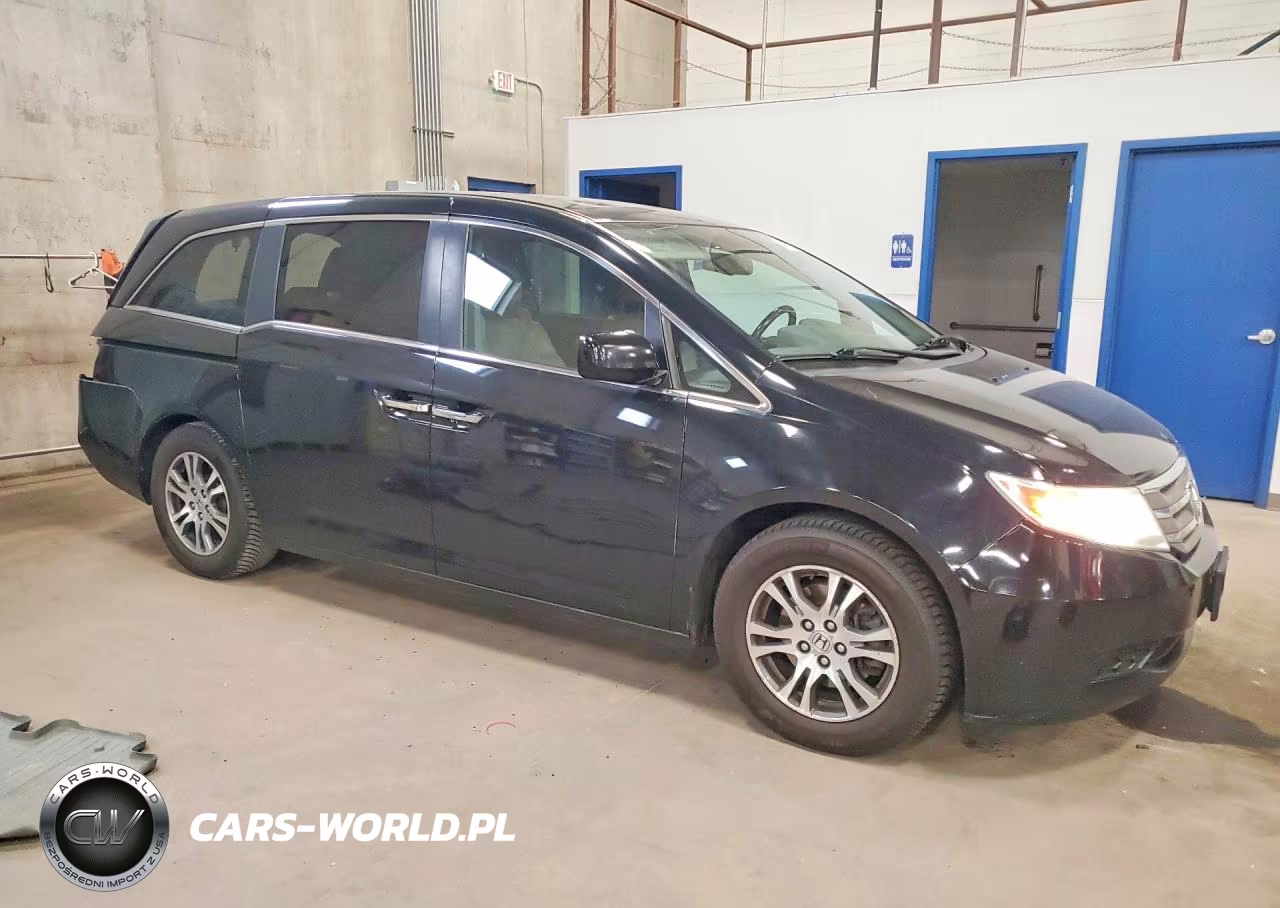 2013 Honda Odyssey Exl VIN:5FNRL5H68DB010240 - 4