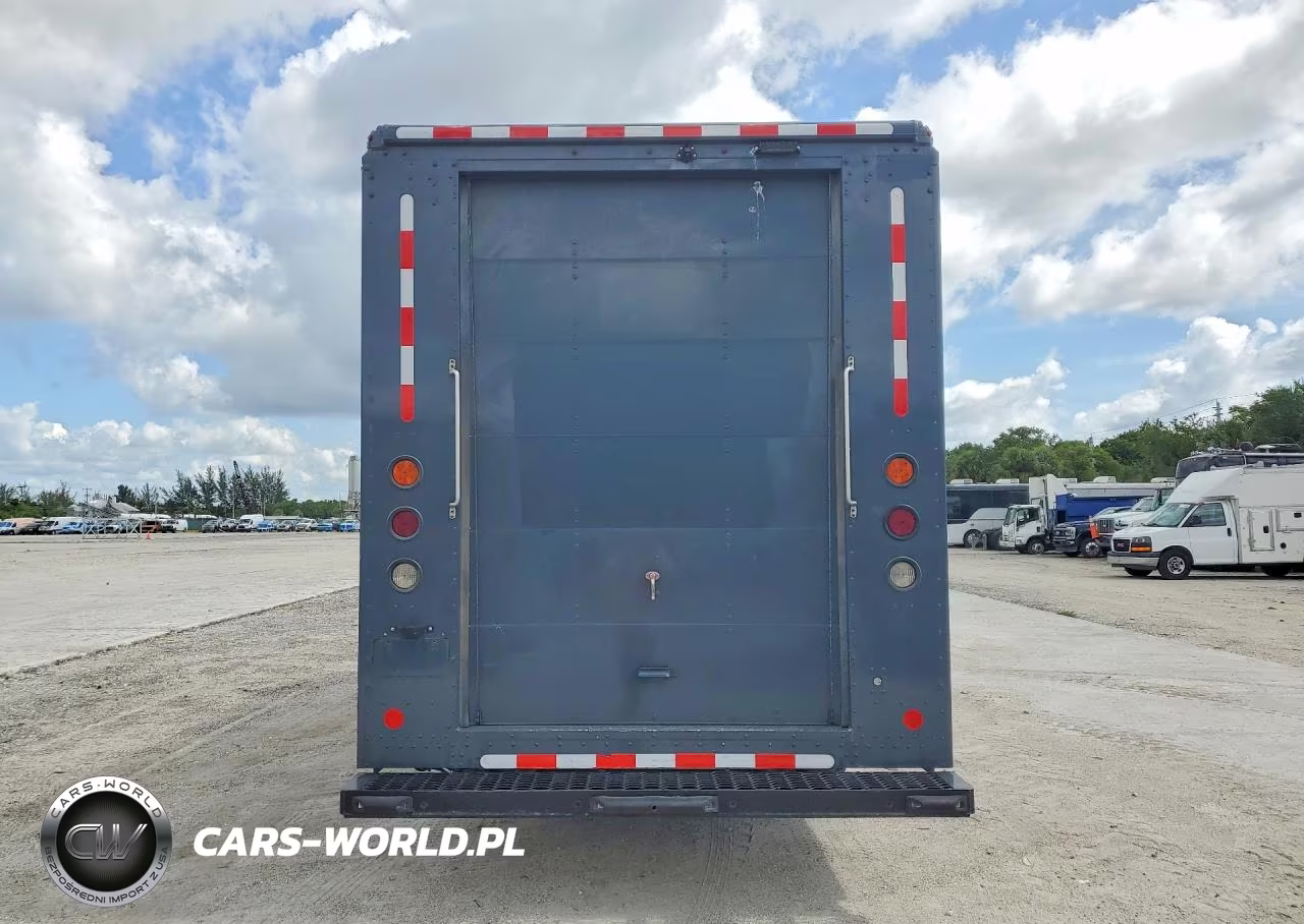 2021 Ford F59 Delivery Truck VIN:1F65F5KN4M0A01736 - 6