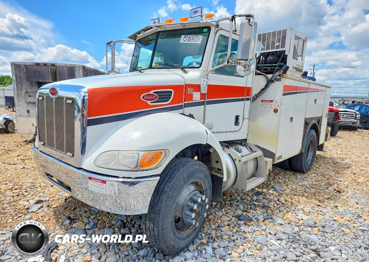2012 Peterbilt 337 Utility - Service Truck VIN:2NP2HN6X5CM169465 - 2