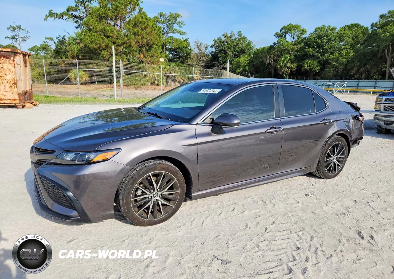 2023 Toyota Camry Se – zdjęcie 1 z 13