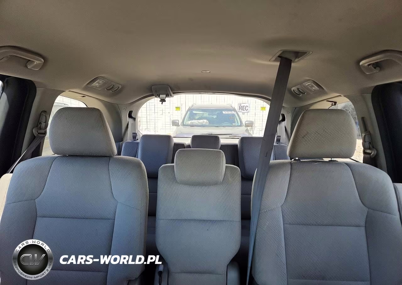 2016 Honda Odyssey Se VIN:5FNRL5H36GB086064 - 10