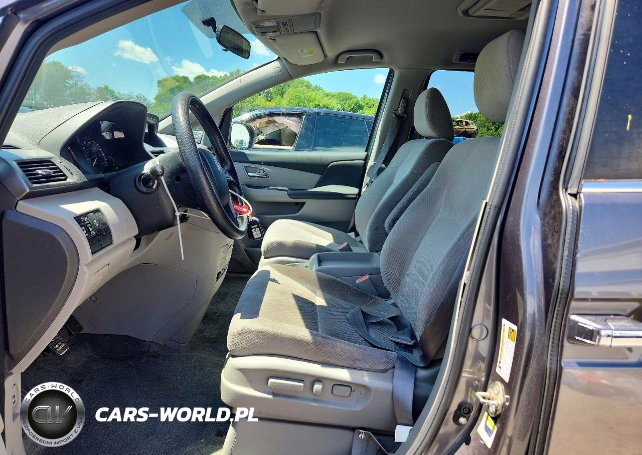 2016 Honda Odyssey Se VIN:5FNRL5H36GB086064 - 7