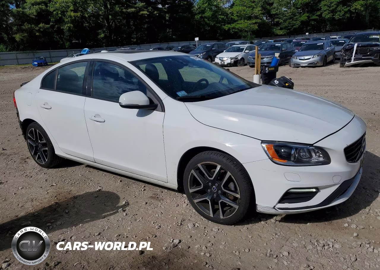 2018 Volvo S60 Dynamic VIN:YV126MFL8J2461902 - 4