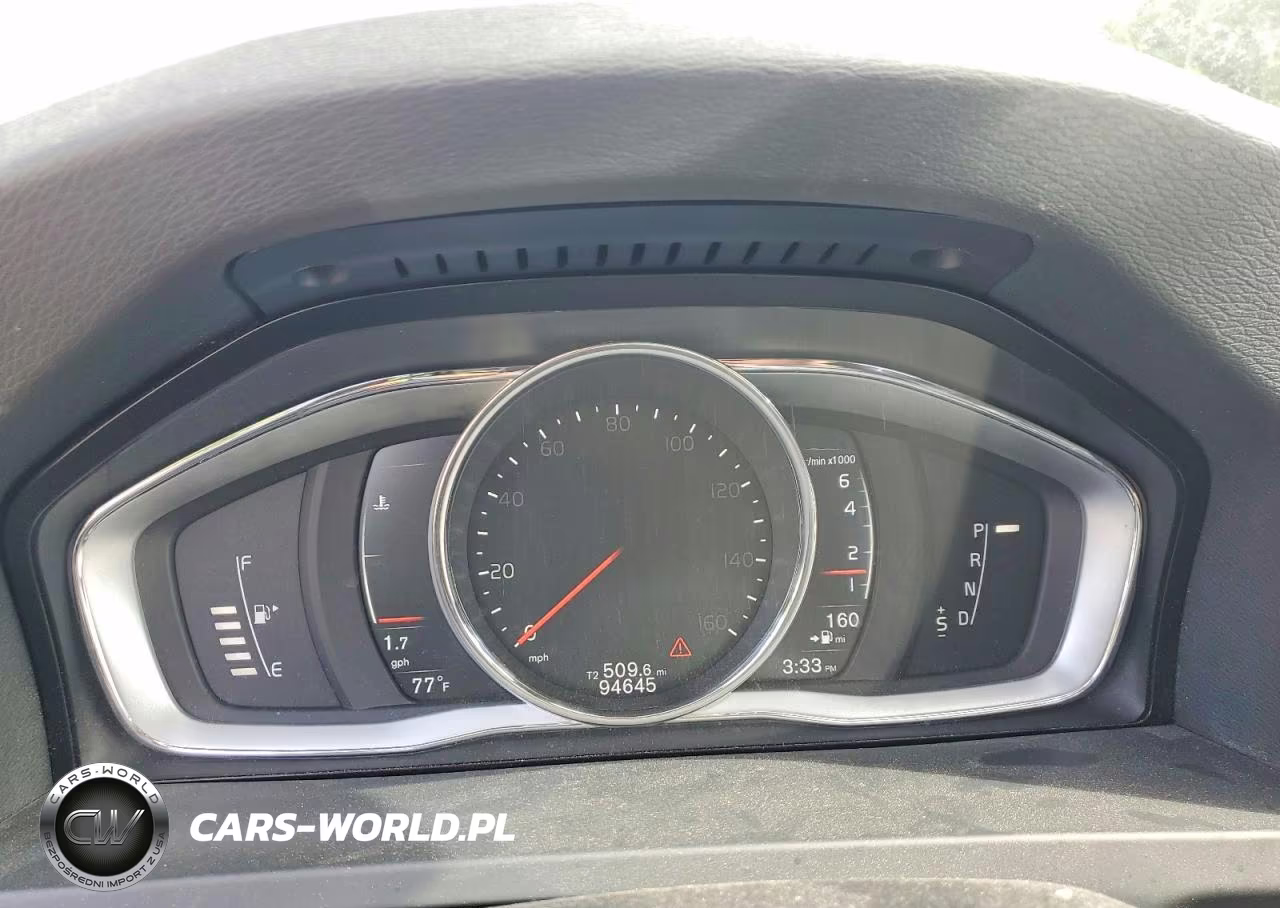 2018 Volvo S60 Dynamic VIN:YV126MFL8J2461902 - 9