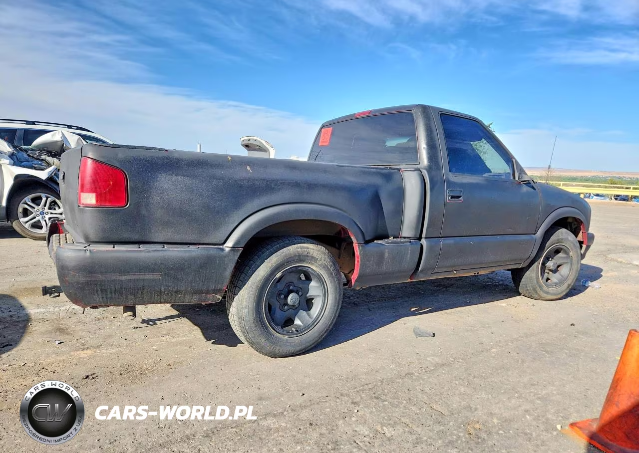 1997 Chevrolet S-10 VIN:1GCCS1445V8161530 - 3