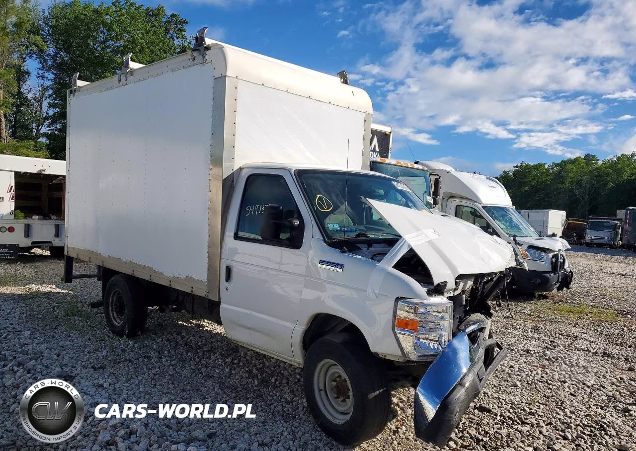 2019 Ford Econoline E350 Super Duty Cutaway Van VIN:1FDWE3F69KDC63054 - 4