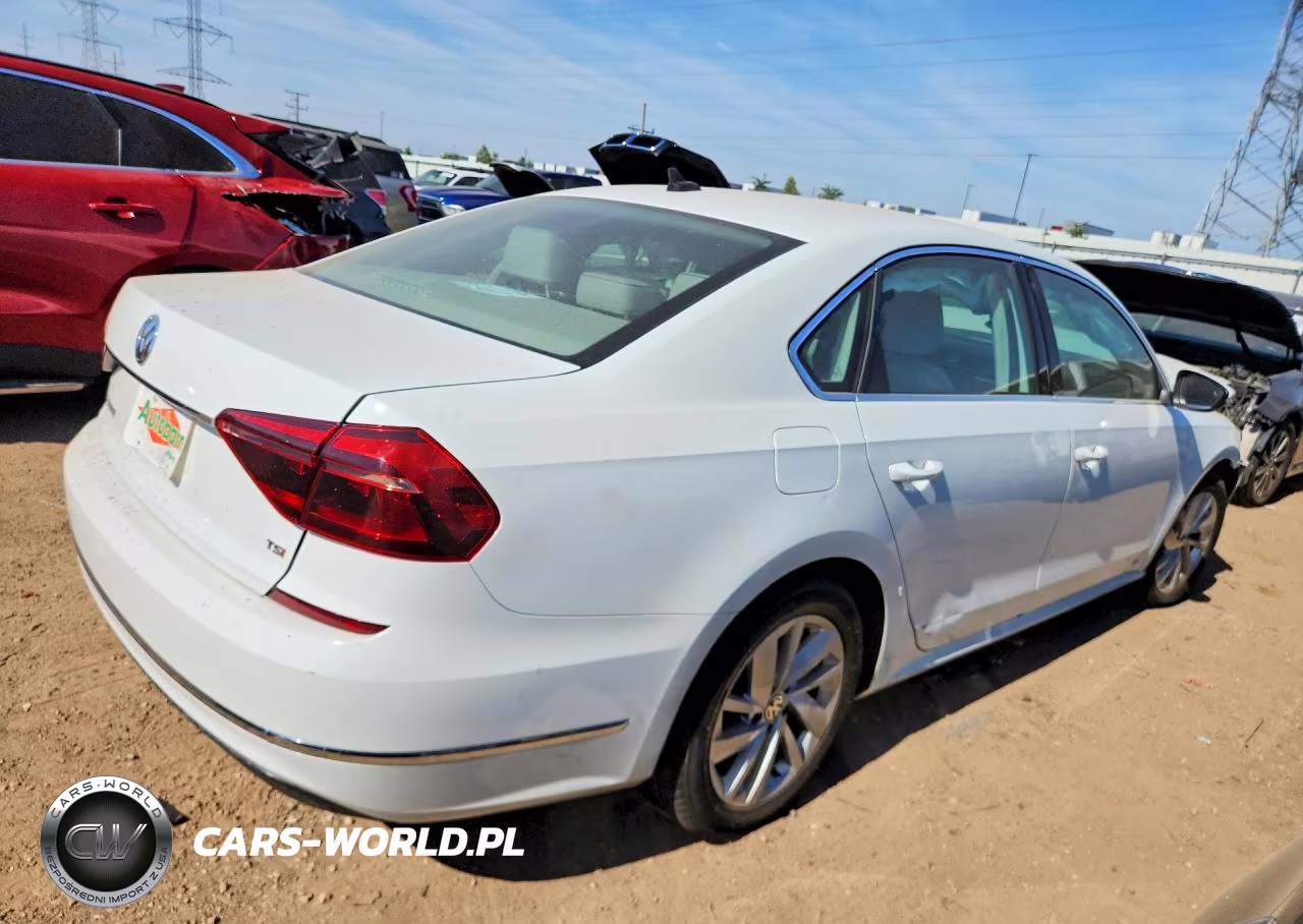 2018 Volkswagen Passat Se VIN:1VWBA7A31JC024425 - 3