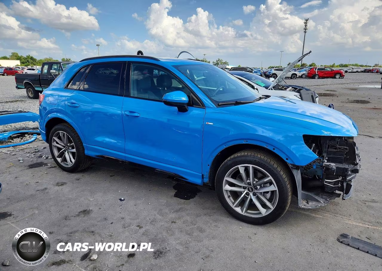 2022 Audi Q3 Premium Plus S Line 45 VIN:WA1EECF36N1149468 - 4