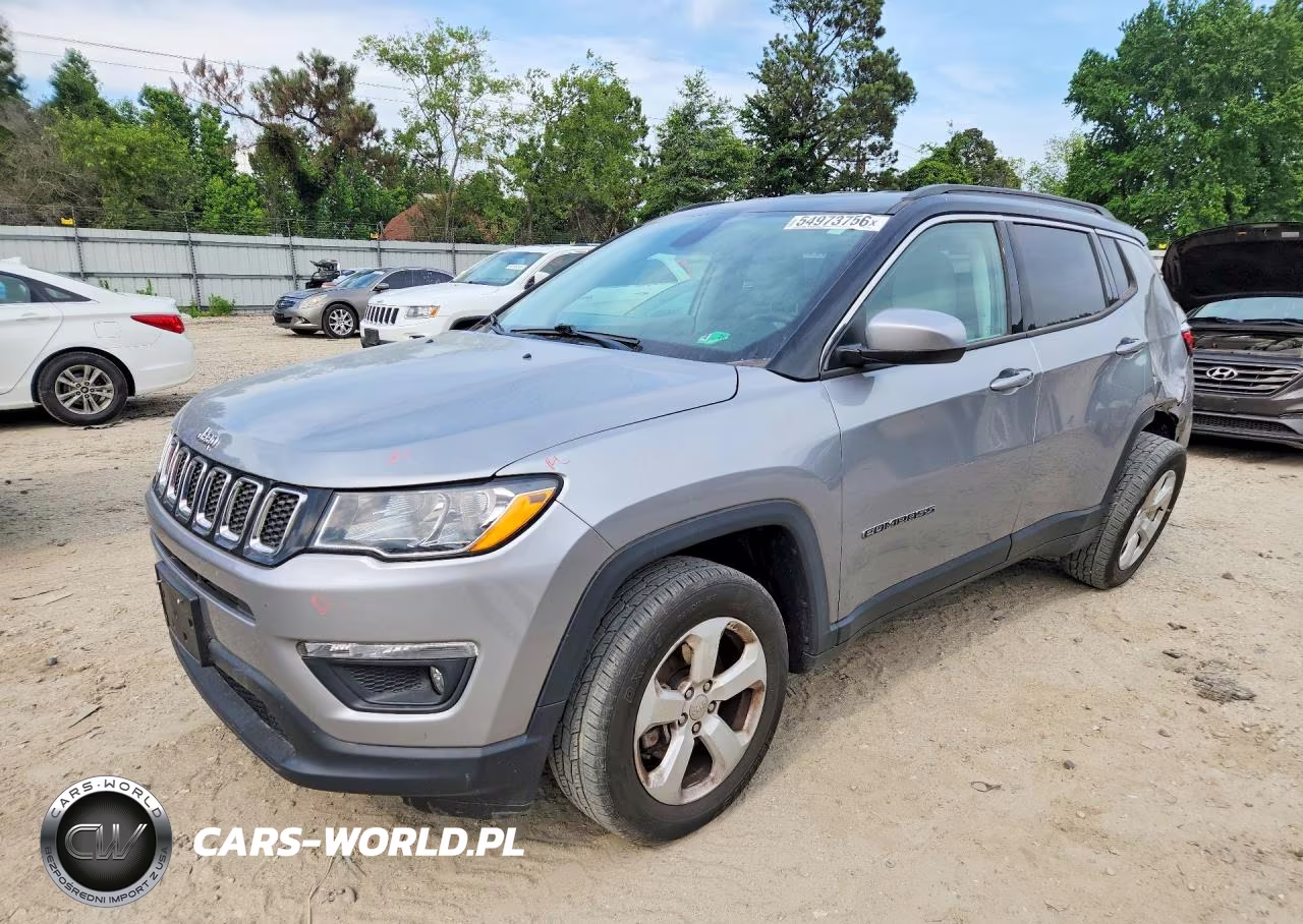 2018 Jeep Compass Latitude – zdjęcie 1 z 13