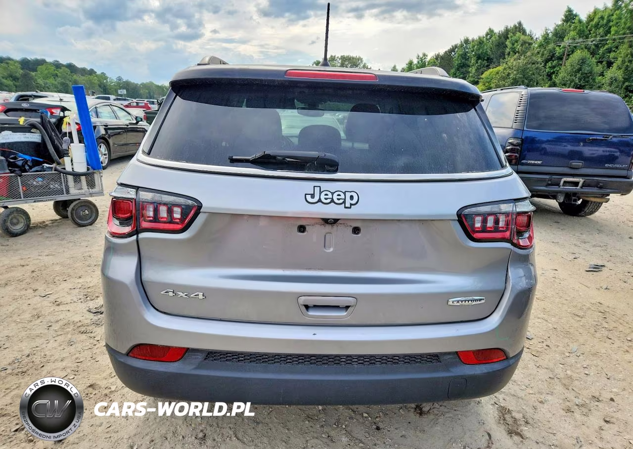 2018 Jeep Compass Latitude VIN:3C4NJDBB3JT434944 - 6