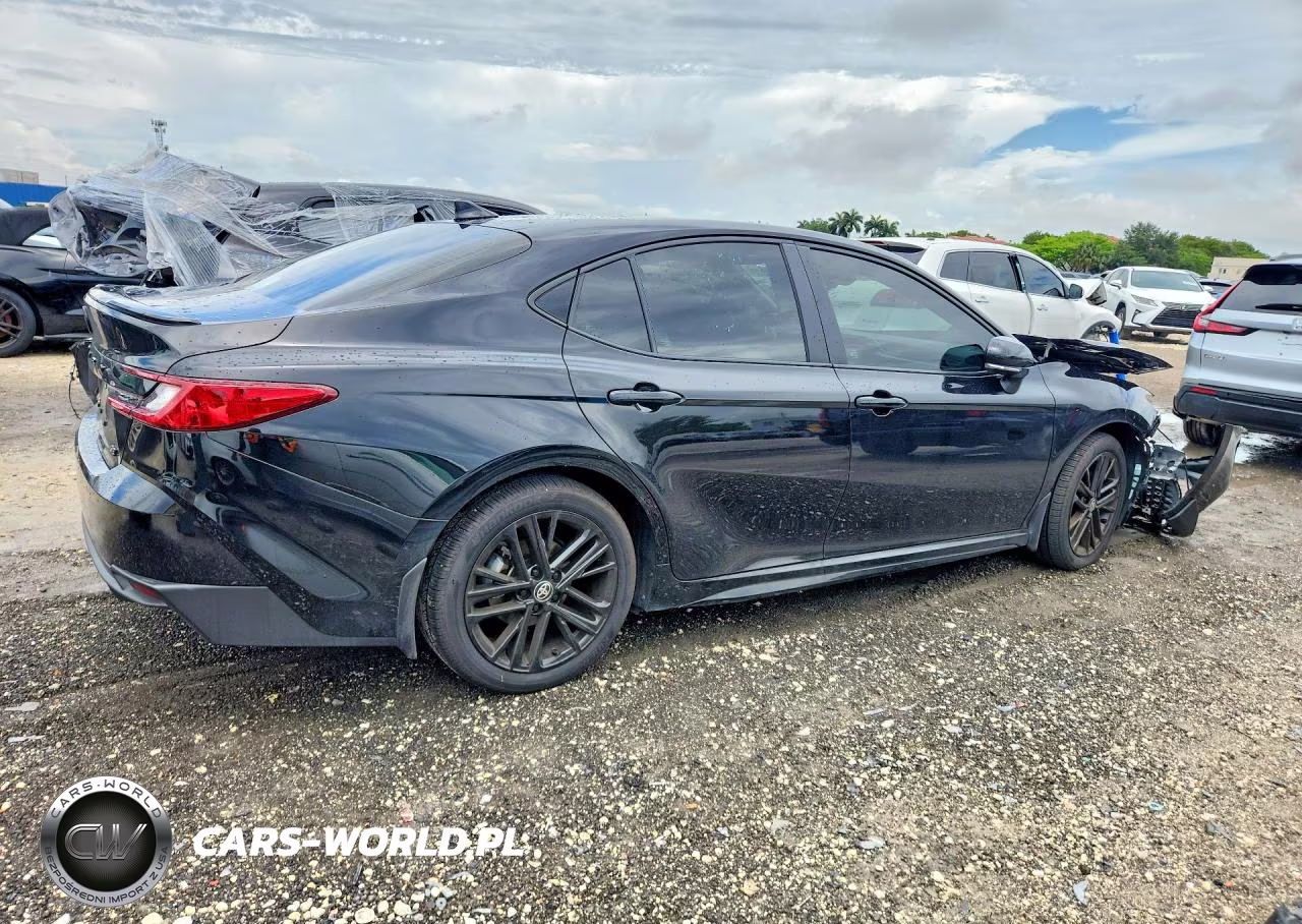 2026 Toyota Camry Se VIN:4T1DAACK3TU214443 - 3