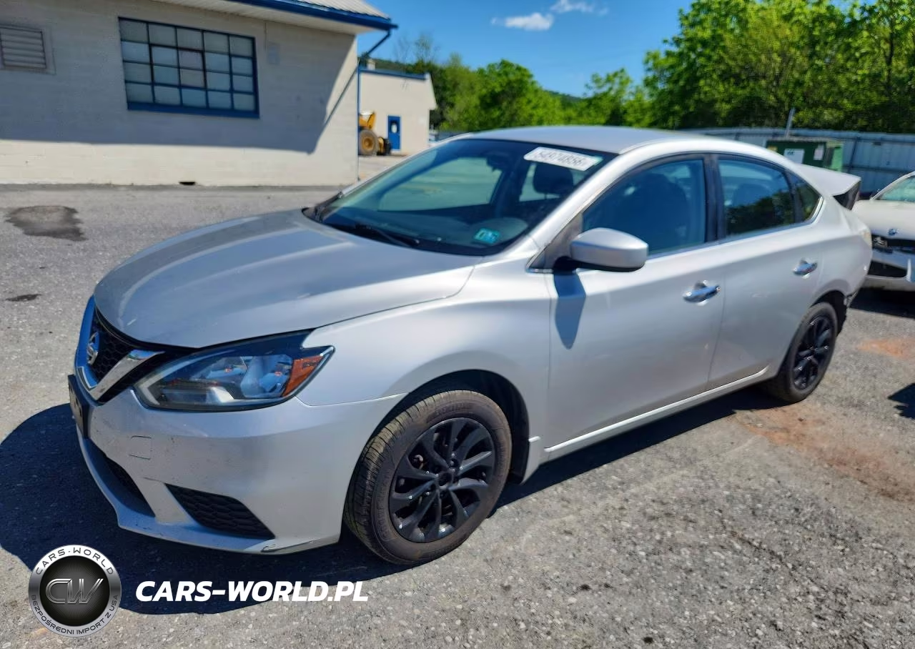 2017 Nissan Sentra S – zdjęcie 1 z 12