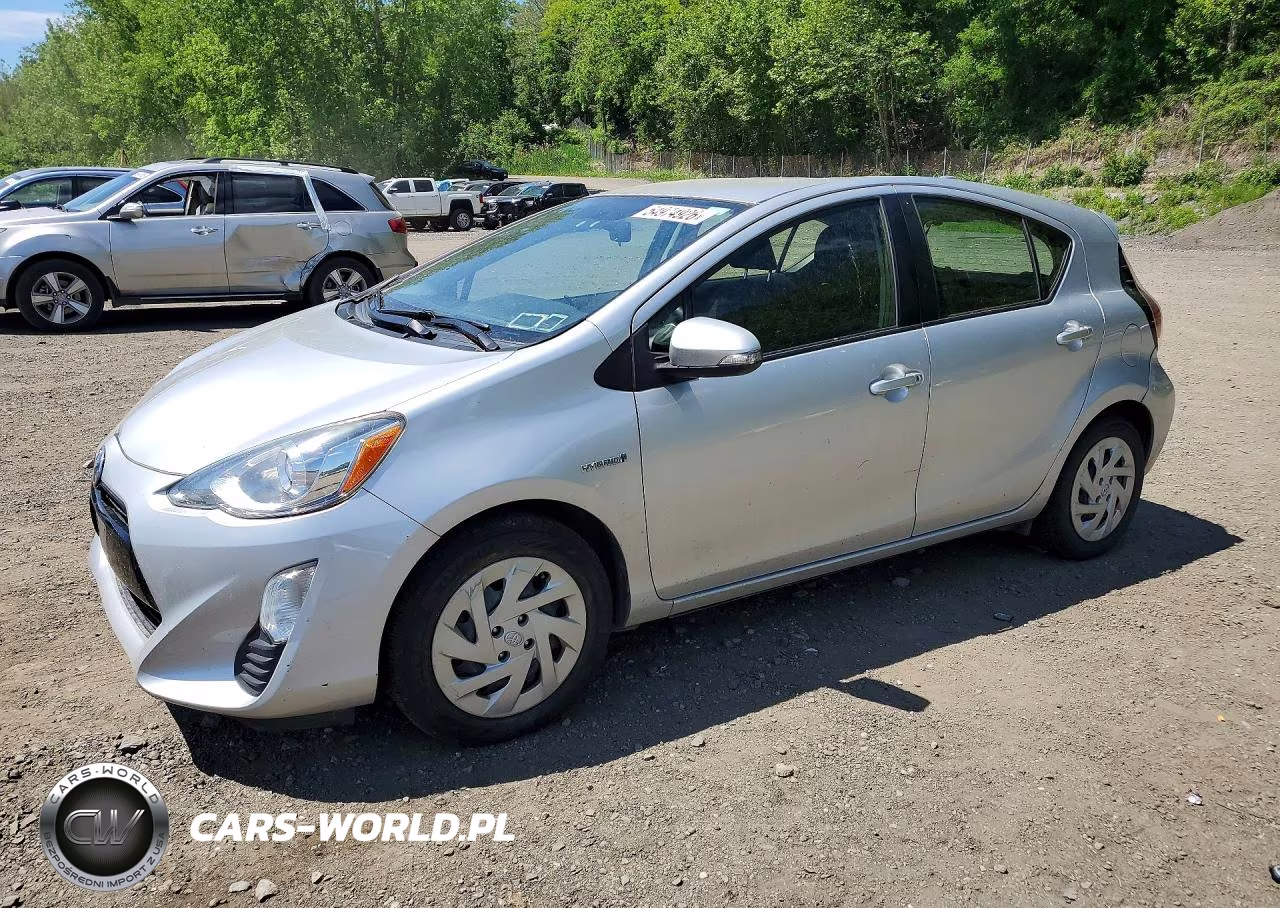 2016 Toyota Prius C Two